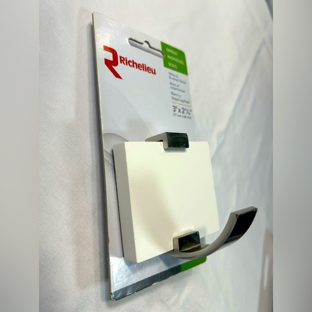 Richelieu Single Wall Mount Hook/Hanger